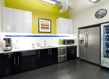 Virtual address in West Hollywood, 	CA, 8560 W. Sunset Blvd (90069) - 3 | MatchOffice.com