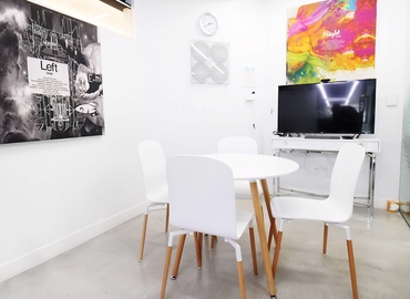 Virtual address in Beverly Hills, CA, 113 North San Vicente Boulevard (90211) - 7 | MatchOffice