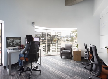 431 m² Business center in Culver City, CA, 9415 Culver Boulevard (90232) - 2 | MatchOffice.com