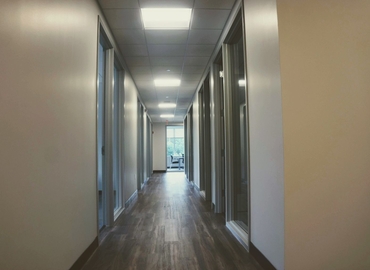 Virtual business address in Bethesda, MD, 4701 Sangamore Road (20816) - 4 | MatchOffice.com