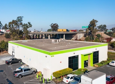 26910 m² Business park in Santa Fe Springs, CA, 8741 Pioneer Blvd (90670) - 2 | MatchOffice