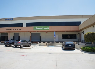 26910 m² Business park in El Monte, 9320-9328 Telstar Ave (91731) - 0 | MatchOffice