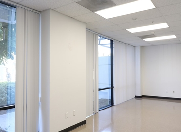 26910 m² Business park in Ontario, CA, 740 Vintage Ave (91764) - 5 | MatchOffice