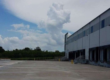 2775336 m² Coworking  in Houston Southwest, TX, 10535 Red Bluff Rd (77507) - 6 | MatchOffice.com