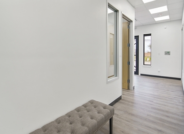 131 m² Coworking space  in Dallas, TX, Marsh Lane 2414 (75006) - 7 | MatchOffice.com