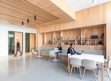 Virtual office space in Pasadena, CA, 680 East Colorado Boulevard (91101) - 4 | MatchOffice