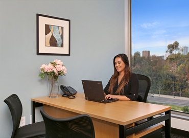 Virtual office in Beverly Hills, CA, 10100 Santa Monica Blvd (90067) - 7 | MatchOffice.com