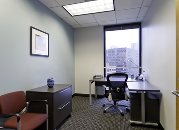 Virtual business address in Chicago, IL, 8770 West Bryn Mawr Avenue (60631) - 10 | MatchOffice.com