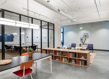 1615 m² Business space in Phoenix, AZ,  101 East Washington Street Floor 7  (85004) - 6 | MatchOffice.com