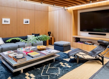 5382 m² Business park in Beverly Hills, CA,  9830 Wilshire Blvd. (90212) - 2 | MatchOffice.com