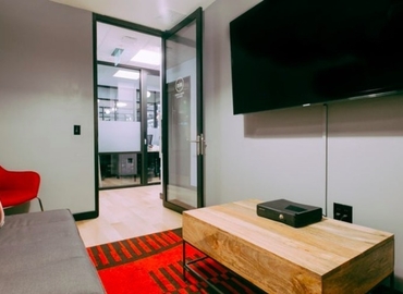 538 m² Business center in Los Angeles, CA, 7083 Hollywood Boulevard (90028) - 10 | MatchOffice