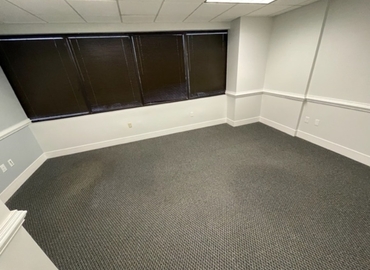 Office Greenbrier Circle 860 23320 Chesapeake, VA