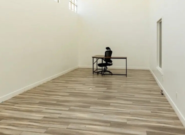 53820 m² Serviced office in Los Angeles, CA, East 50th Street 4900 (90058) - 6 | MatchOffice.com