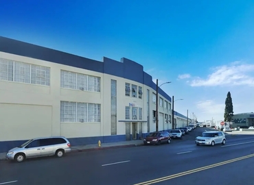 53820 m² Business space in Los Angeles, CA, East 50th Street 4900 (90058) - 7 | MatchOffice.com