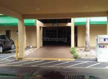 200 m² Serviced office in Miami Lakes, FL, 5881 NW 151 st  (33014) - 4 | MatchOffice