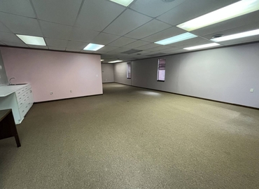50 m² Business park in Flint, MI, Flushing Road G3500 (48504) - 3 | MatchOffice.com