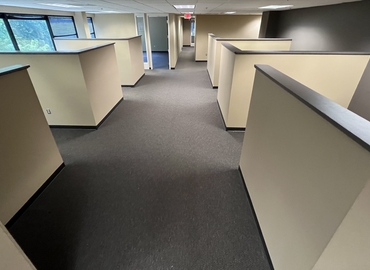 7056 m² Business center in Richmond, VA, Moorefield Park Drive 804 (23236) - 3 | MatchOffice