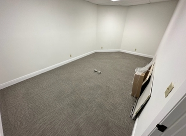 Office Northlake Boulevard 4362 33410 Palm Beach Gardens, FL