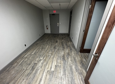 Office Northlake Boulevard 4362 33410 Palm Beach Gardens, FL