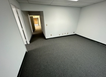 Office South Perimeter Road 1925 33309 Fort Lauderdale, FL