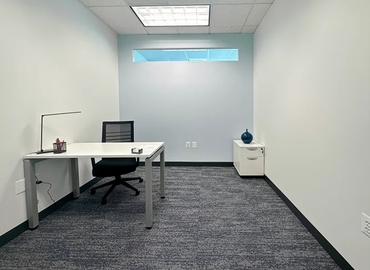 100 m² Business space in Arlington, VA, 2611 S Clark Street (22202) - 4 | MatchOffice.com