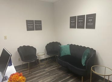 934 m² Serviced office in Dallas North, TX, West Mockingbird Lane 1111 (75247) - 2 | MatchOffice