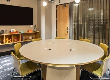 1076 m² Business center in Somerville, Elm Street 240 (02144) - 9 | MatchOffice.com