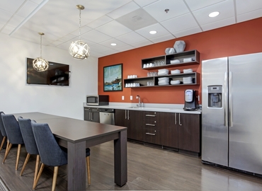 2691 m² Business park in Seattle, WA, 371 NE Gilman Blvd (98027) - 1 | MatchOffice