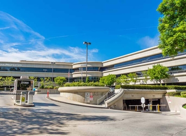 2691 m² Business space in Woodland Hills, CA, 21900 Burbank Blvd (91367) - 9 | MatchOffice.com
