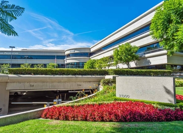 2691 m² Business space in Woodland Hills, CA, 21900 Burbank Blvd (91367) - 12 | MatchOffice.com