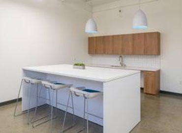 538 m² Business center in Manhattan Beach	 CA, 1240 Rosecrans Ave (90266) - 8 | MatchOffice.com