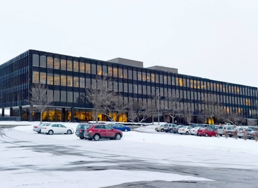 2691 m² Coworking  in Brookfield, WI, 200 South Executive Drive (53005) - 9 | MatchOffice.com