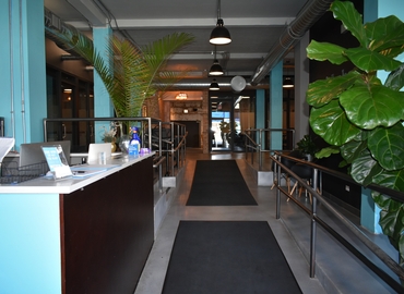 16000 m² Shared office  in Chicago, IL, North Clark Street 3033 (60657) - 0 | MatchOffice