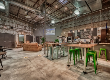 16000 m² Co-working  in Chicago, IL, North Clark Street 3033 (60657) - 2 | MatchOffice