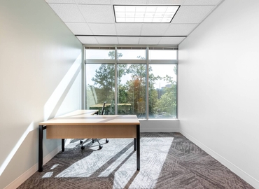2691 m² Coworking space  in Durham, NC, 2530 Meridian Parkway (27713) - 10 | MatchOffice