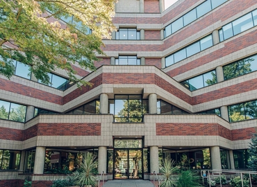 2691 m² Coworking space  in Lake Oswego, 5 Centerpointe Drive (97035) - 10 | MatchOffice