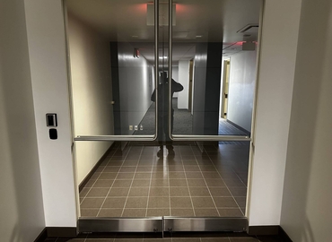 7642 m² Business space in Pittsburgh, PA, Holiday Drive 750 (15220) - 11 | MatchOffice