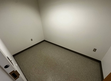 7642 m² Business space in Pittsburgh, PA, Holiday Drive 750 (15220) - 6 | MatchOffice.com