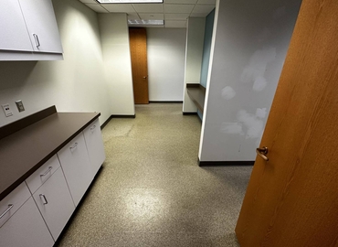 7642 m² Business space in Pittsburgh, PA, Holiday Drive 750 (15220) - 8 | MatchOffice.com