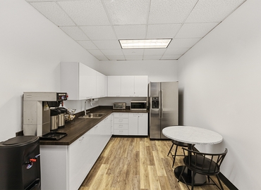 8450 m² Business center in Seattle, WA, 1700 Seventh Ave (98101) - 2 | MatchOffice.com