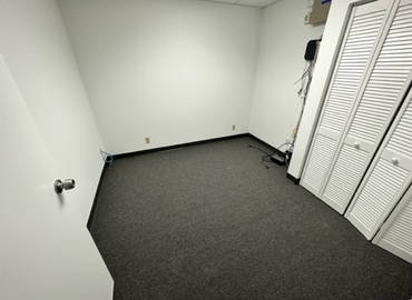 Office South Perimeter Road 1925 33309 Fort Lauderdale, FL