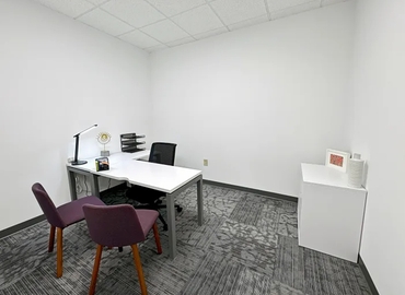 Virtual office in Chapel Hill, NC, 50101 Governors Drive (27517) - 5 | MatchOffice.com