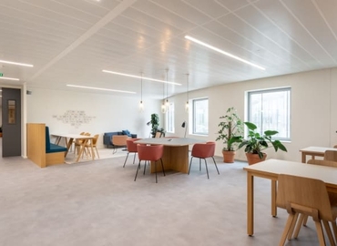 Virtual office in Milwaukee, WI, 9000 W. Chester St. (53214) - 9 | MatchOffice.com