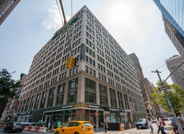 Virtual office space in New York City, NY, 401 Park Avenue South (10016) - 1 | MatchOffice.com