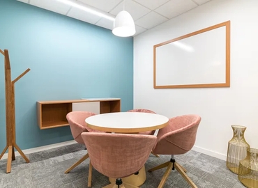 Virtual business address in Chantilly, VA, 4100 Lafayette Center Drive (20151) - 4 | MatchOffice.com