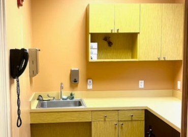 Office North Congress Avenue 1880 33426 Palm Beach Gardens, FL