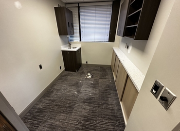 Office Northlake Boulevard 4362 33410 Palm Beach Gardens, FL