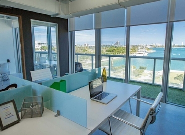 31000 m² Coworking space  in Miami, FL, 100 Biscayne Boulevard (33132) - 2 | MatchOffice.com
