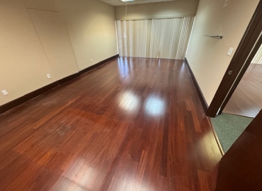 Office South Perimeter Road 1801 33309 Fort Lauderdale, FL