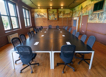 Office East 39th Street 300 64111 Kansas City, MO